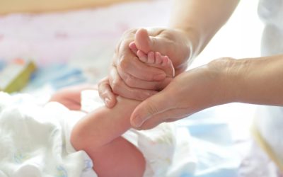 11 lényeges dolog, amit érdemes tudnod, ha otthon masszírozod a babád